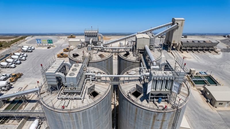 Cement Silos with Dust Collectors